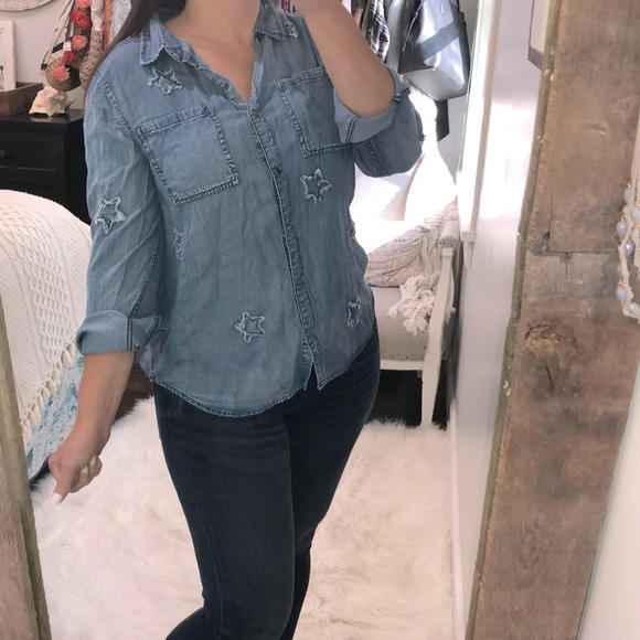 Velvet Heart size medium chambray star print top - Picture 1 of 6